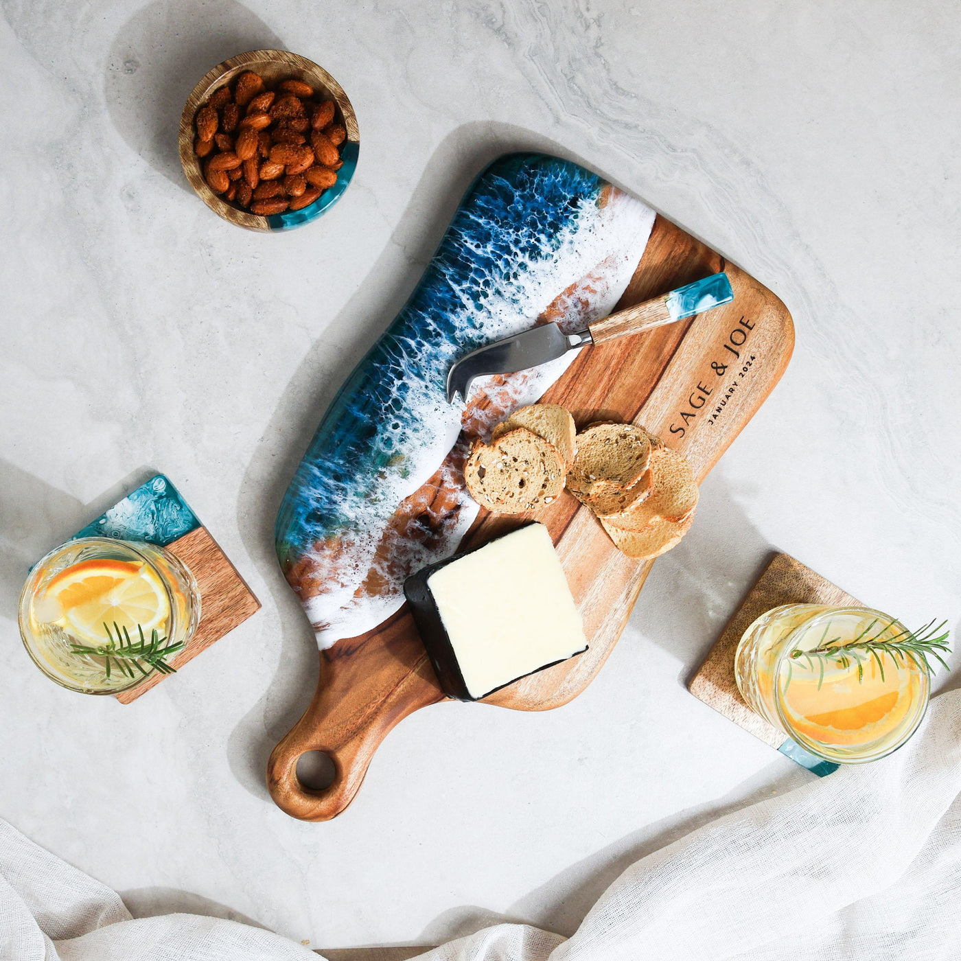 Engagement Gift Couple, Unique Personalized Wedding Present, Personalised Wedding Gift, Engraved Chopping Board, Ocean Resin Cheese Board