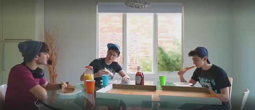 Squad Hero Rechargeable Laser Tag Set – 4 Blasters + 4 Vests with LCD HUD & 360° Sensors | Ultimate Group Game for Kids, Teens & Adults | Perfect Gift Idea for Christmas, Birthdays & Family Fun