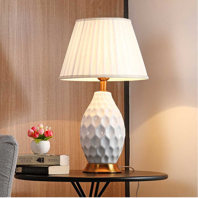 SOGA 2X Textured Ceramic Oval Table Lamp with Gold Metal Base White